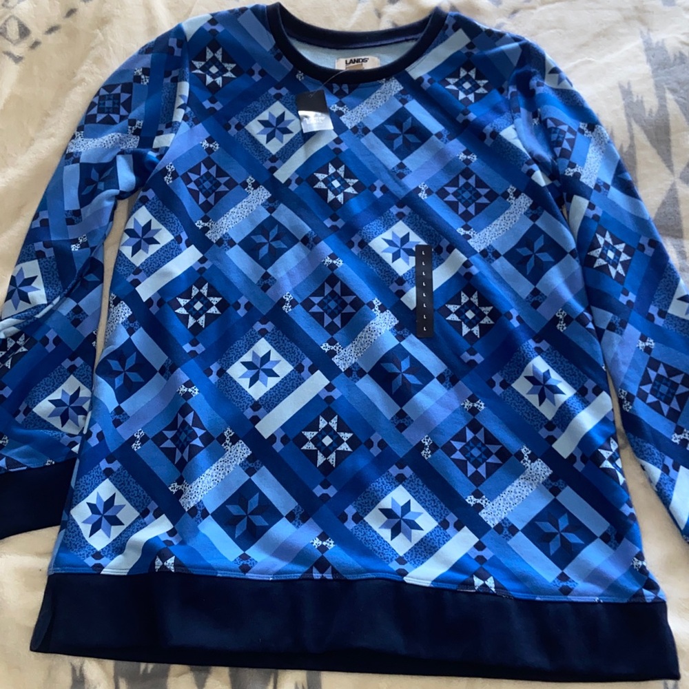 NAVY PROSPERITY QUILT NEW Lands End Dark & Light Blue Sweatshirt SERIOUS SWEATS